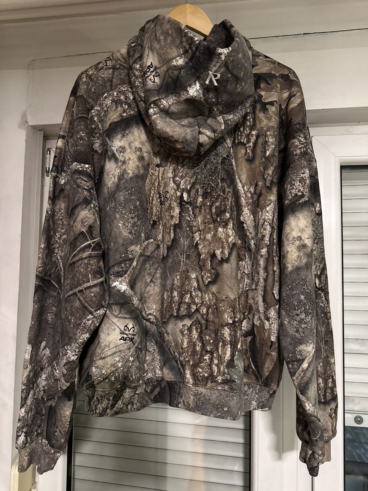 Represent Clo. Represent Realtree Hoodie Size US L / EU 52-54 / 3 - 9 Thumbnail