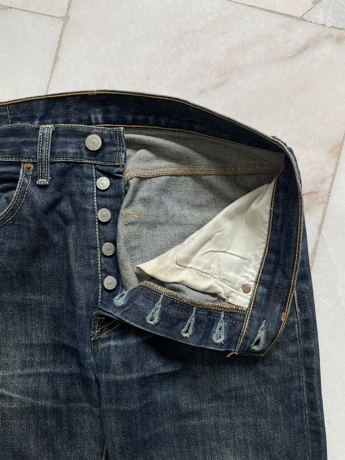 Levi's Vintage Levis 501 Jeans Size US 31 - 9 Thumbnail