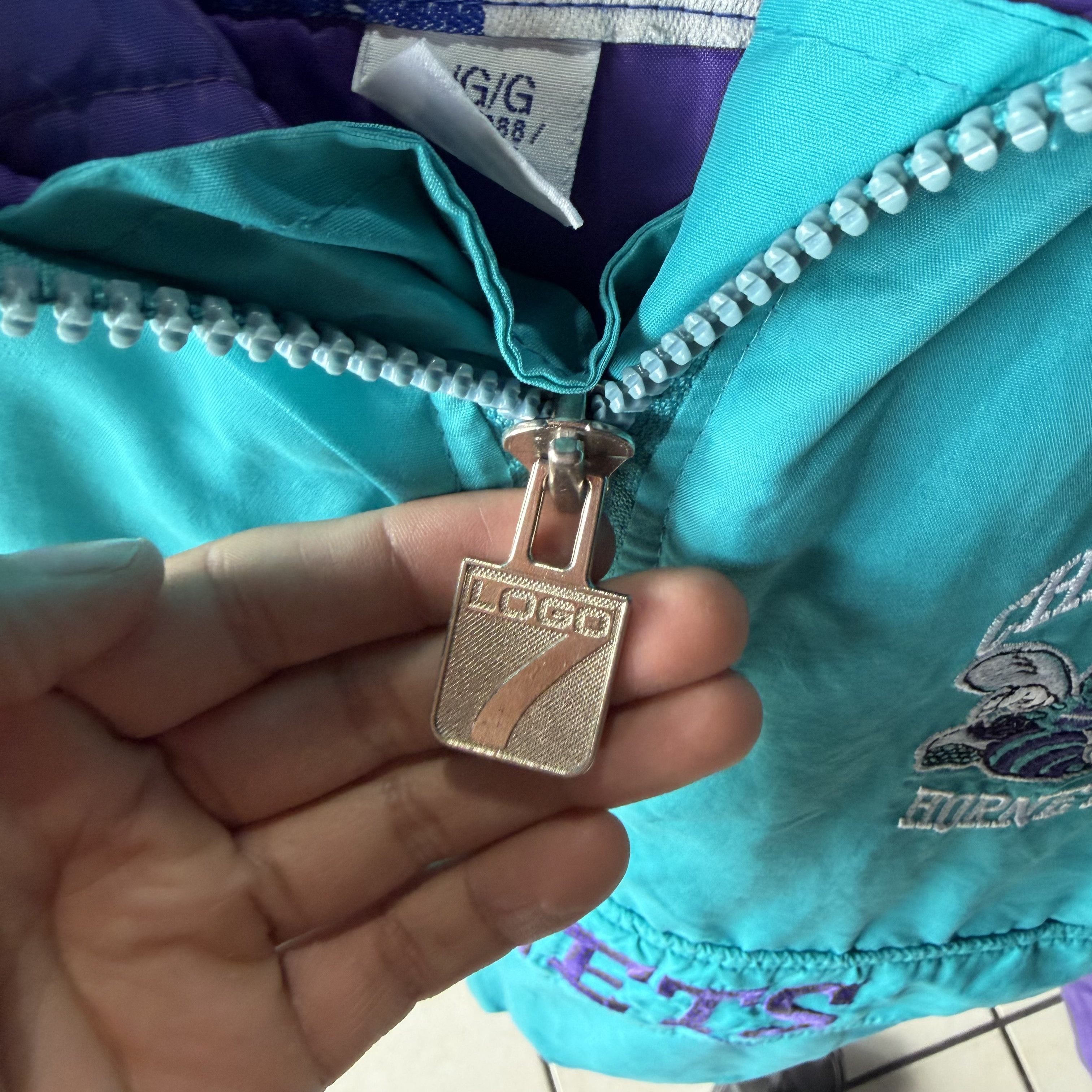 Logo 7 Logo 7 Charlotte Hornets Pullover 1/4 Zip Jacket Embroidered Size US L / EU 52-54 / 3 - 10 Thumbnail