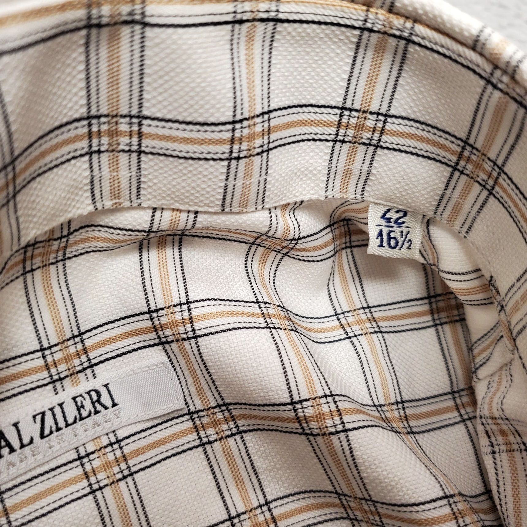 Pal Zileri Pal Zileri Shirt Mens 16.5 White Plaid Long Sleeve Button-Up Cotton Italy Button-Up Shirt Mens 16.5 White Plaid Cotton Italy Size US XL / EU 56 / 4 - 5 Thumbnail