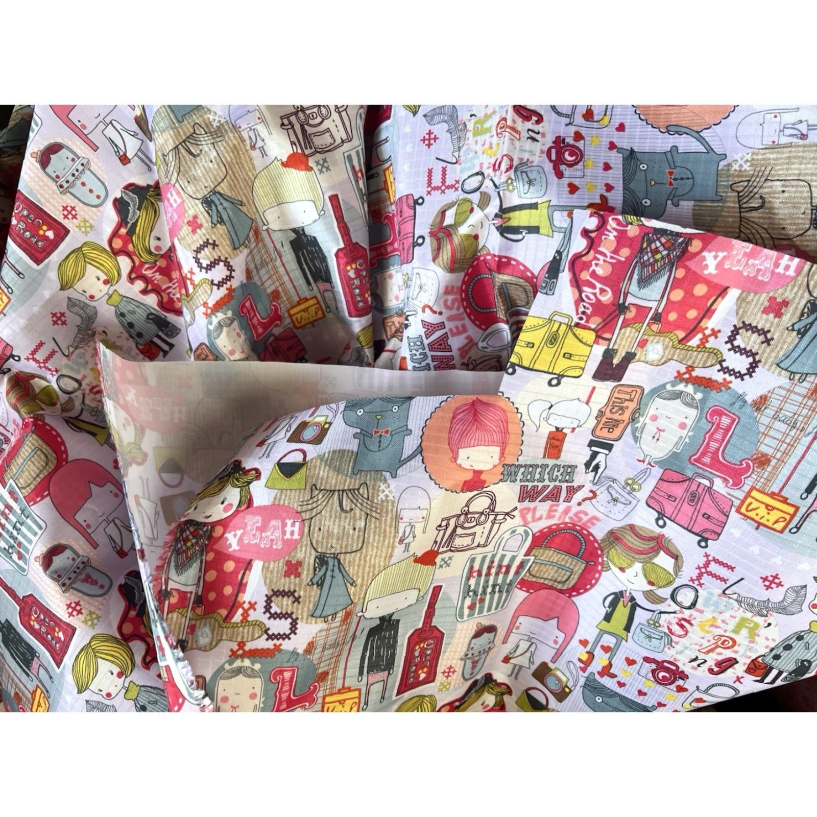 LeSportsac Water Resistant Fabric Nylon 13’ X 5’ Unbranded Unisex Adults Multicolor Exterior Material Fabric Lining Material Fabric 13 feet x 5 feet Size ONE SIZE - 3 Thumbnail