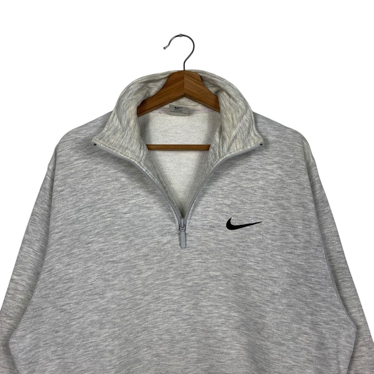 Nike 90s NIKE Small Logo Half Zip Turtleneck Sweatshirt #1689-C75 Size US M / EU 48-50 / 2 - 10 Thumbnail