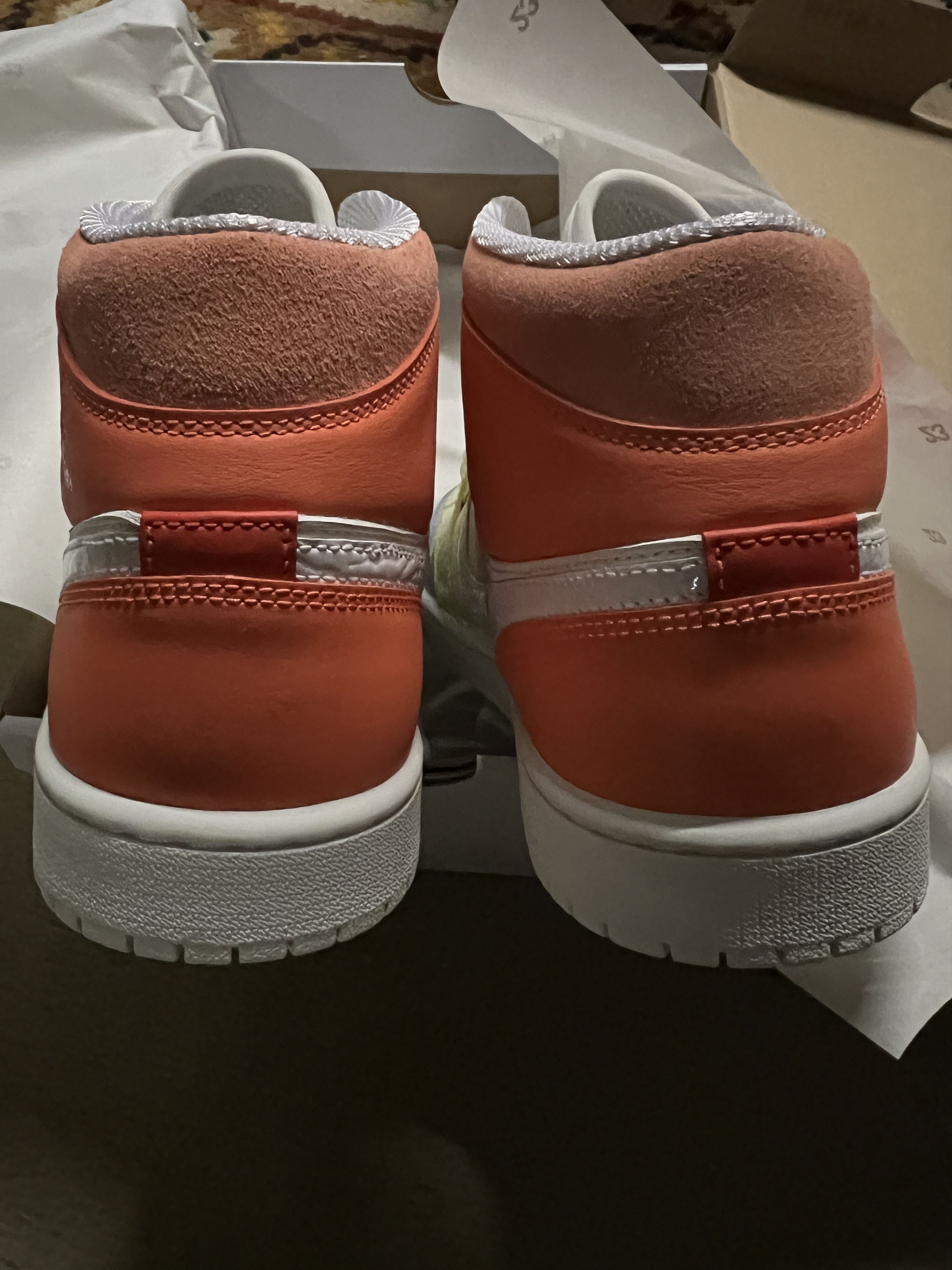 Nike WMNS AIR JORDAN 1 MID DJ6908 100 Size US 12 / IT 42 - 10 Thumbnail