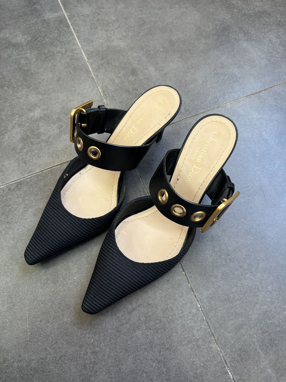 Dior Dior D logo buckle kitten heels mules sandals Size US 6.5 / IT 36.5 - 2 Thumbnail