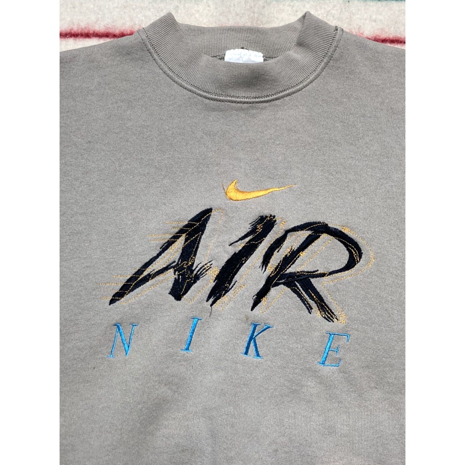 Nike VINTAGE Nike Crewneck Sweatshirt USA FOTL Embroidered Swoosh Spell Out Medium Green Mens Size US M / EU 48-50 / 2 - 2 Thumbnail