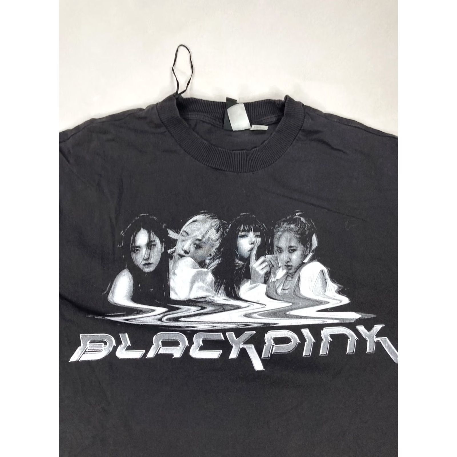 H&M H&M Blackpink Graphic T-shirt Women Small Oversized Black Short Sleeve Music Size S / US 4 / IT 40 - 2 Thumbnail