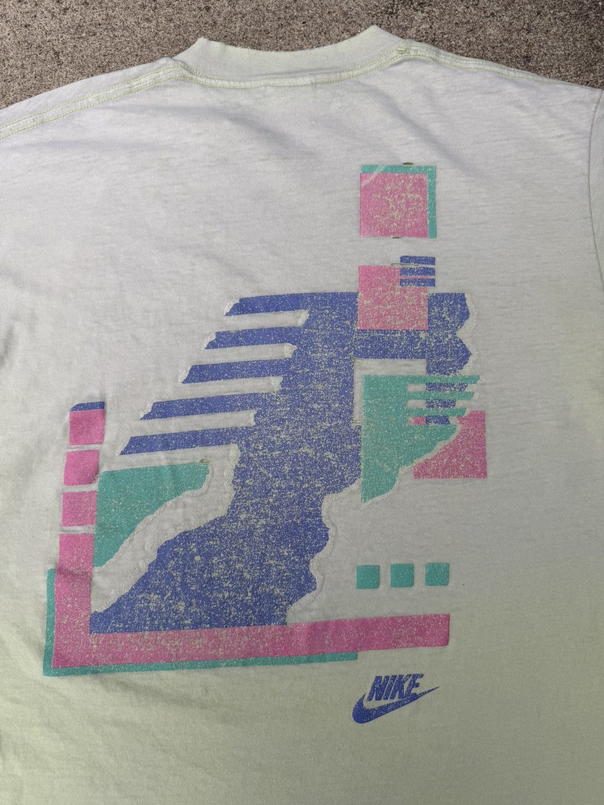 Nike × Vintage Vtg 80’s 90’s Nike Abstract Geometric Faded Tee Boxy Small Size US S / EU 44-46 / 1 - 7 Thumbnail
