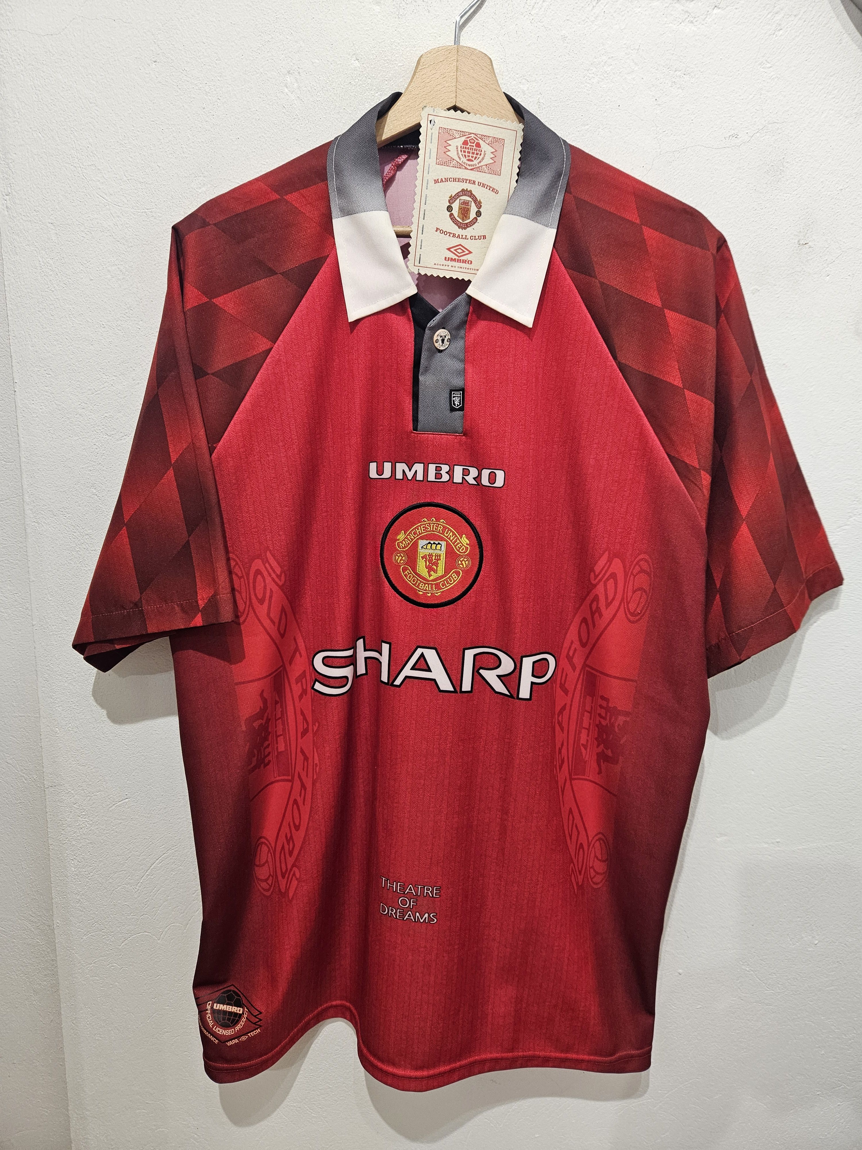 SIZE XL MANCHESTER UNITED 1996 1998 UMBRO NEW JERSEY SHIRT