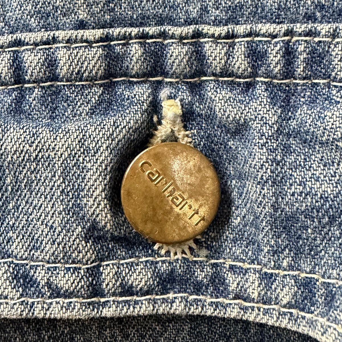 Carhartt VTG Carhartt Denim Chore Jacket Faded Distressed Workwear Size US L / EU 52-54 / 3 - 17 Thumbnail
