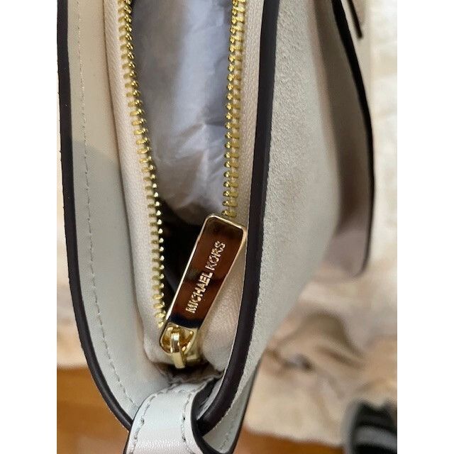 Michael Kors NWT Michael Kors Avril Extra Large Top Zip Tote Shoulder Lea Size ONE SIZE - 7 Thumbnail