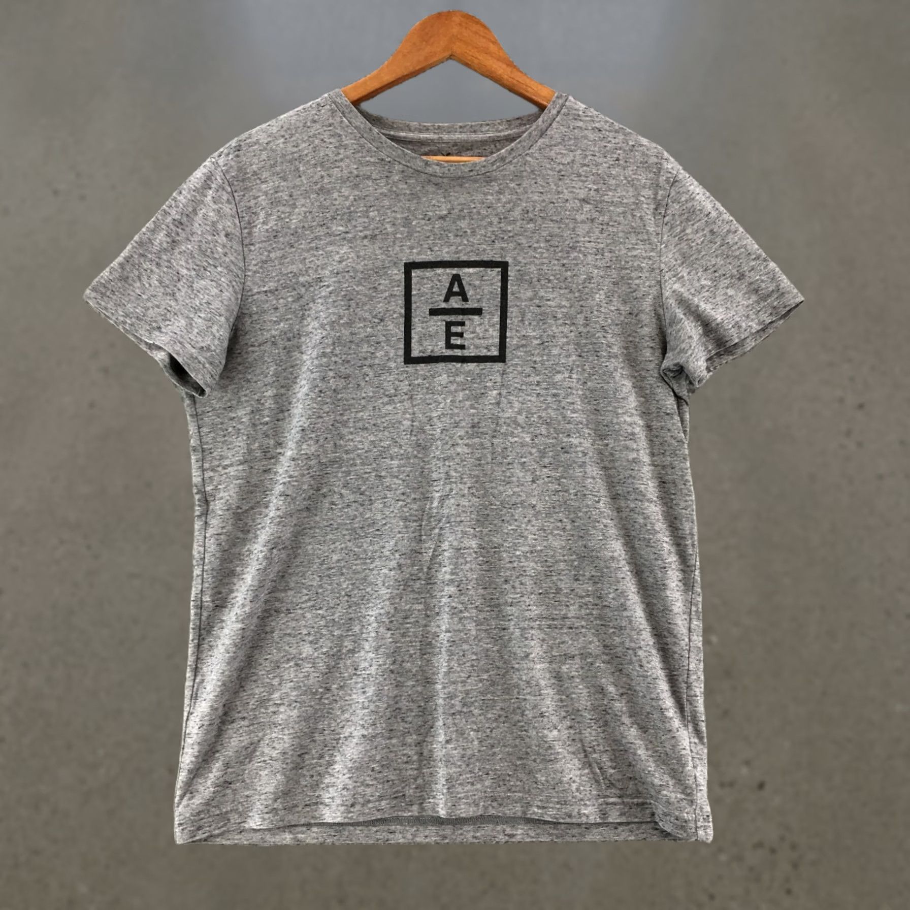 American Eagle Outfitters American Eagle Outfitters Tee Tshirt Mens Medium Flex Grey Short Sleeve Shirt Mens Regular Size M Gray Cotton Blend T-Shirt Classic All Seasons Size US M / EU 48-50 / 2 - 1 Thumbnail