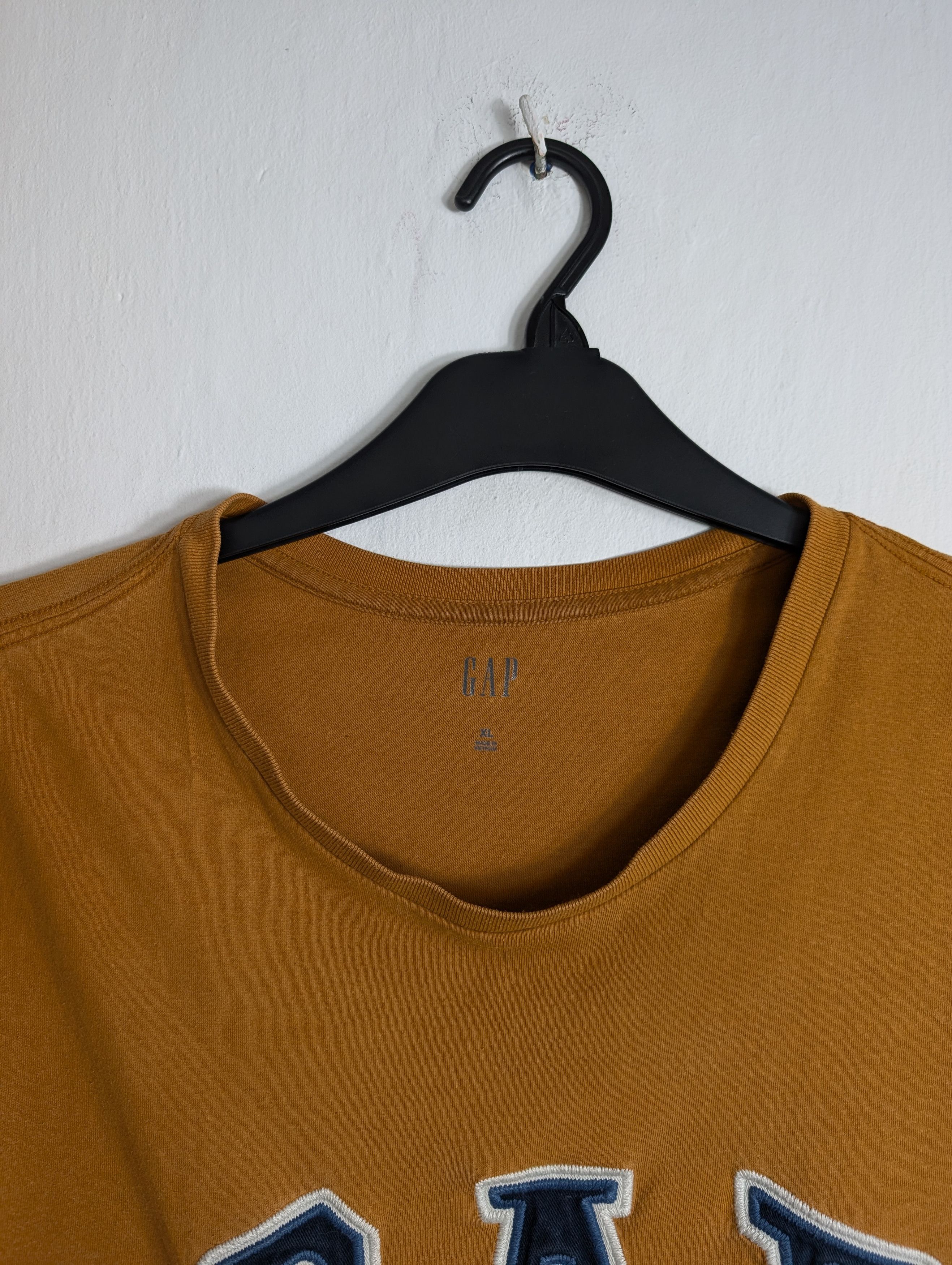 Gap GAP Logo Front T-Shirt Size US XL / EU 56 / 4 - 4 Thumbnail