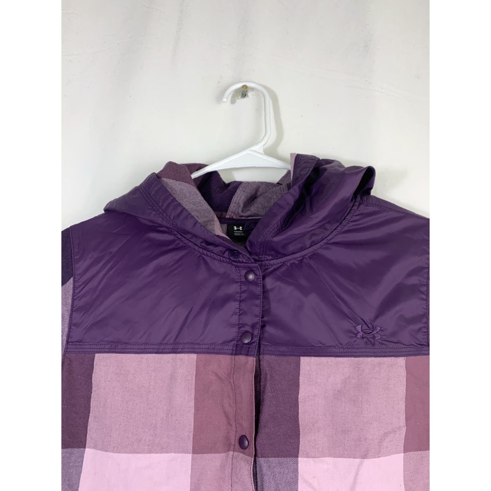 Under Armour Under Armour Womens Small Loose Purple Plaid Hooded Outdoor Snap Shirt Size S / US 4 / IT 40 - 5 Thumbnail