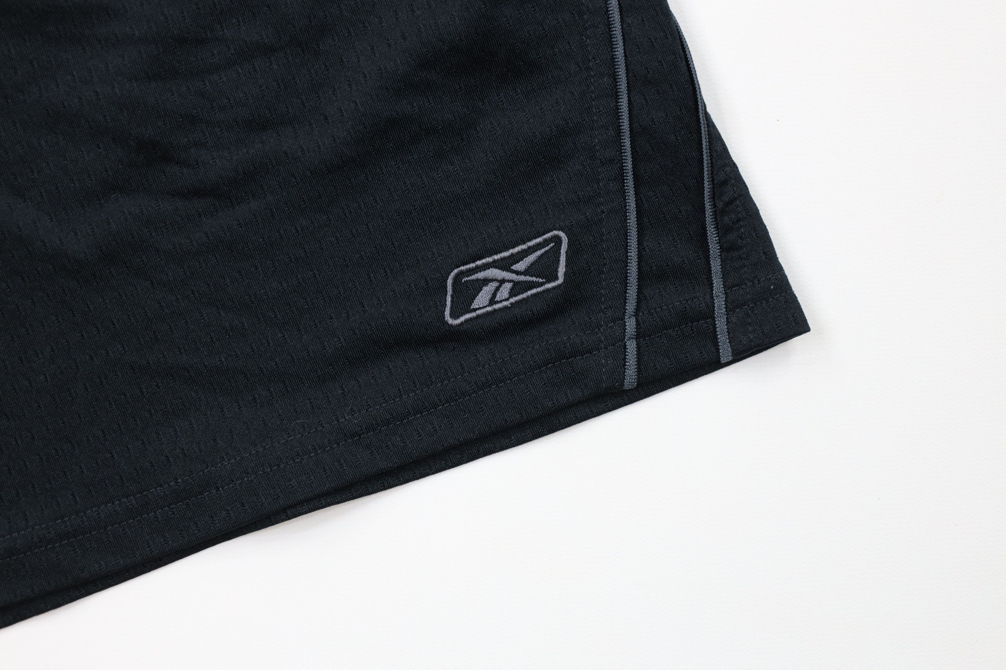 Reebok Vintage Reebok Mesh Above Knee Gym Training Shorts Black Size US 34 / EU 50 - 5 Thumbnail