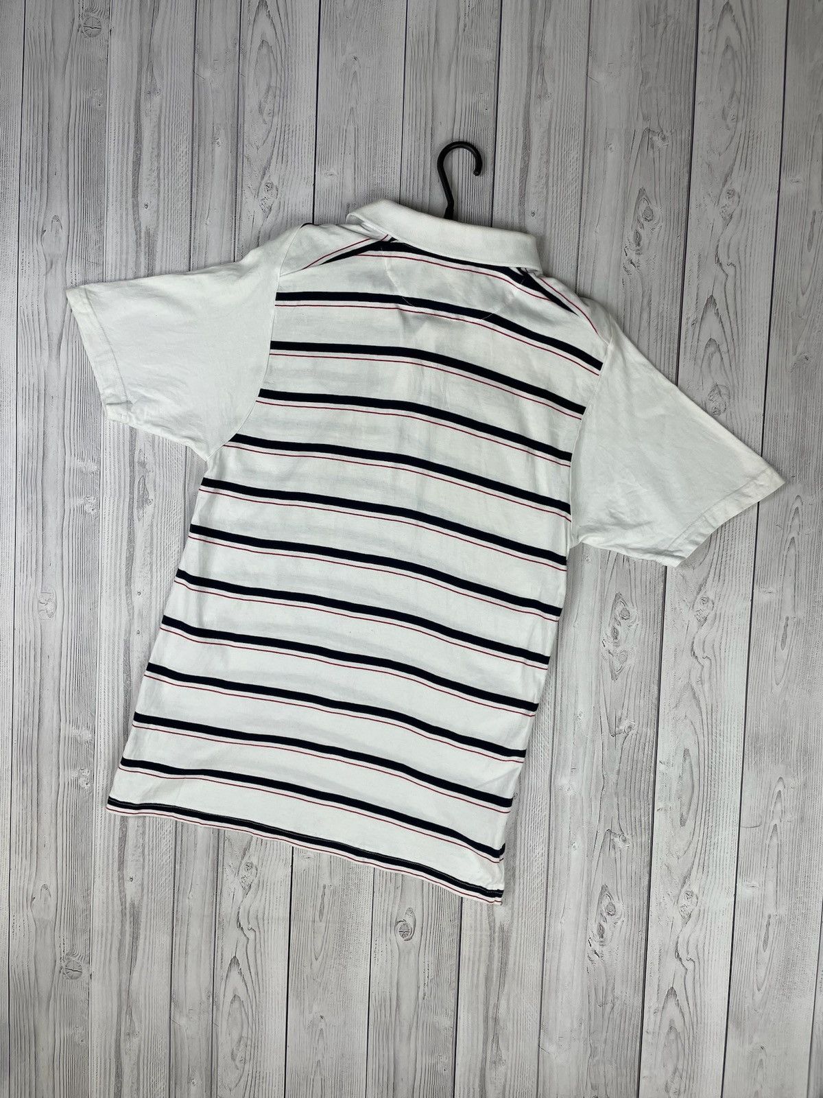 Umbro Vintage umbro England soccer polo striped rare size M Size US M / EU 48-50 / 2 - 7 Thumbnail