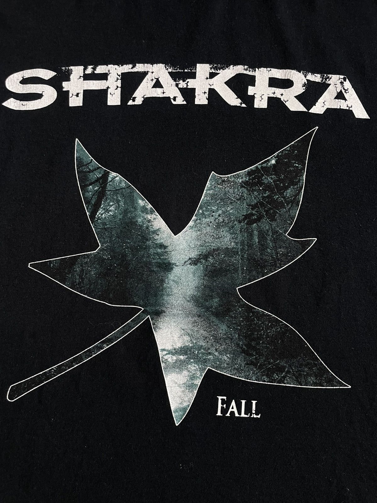 Band Tees Vintage Shakra 00’s Band Tees Hard Rock RARE Size US M / EU 48-50 / 2 - 6 Thumbnail