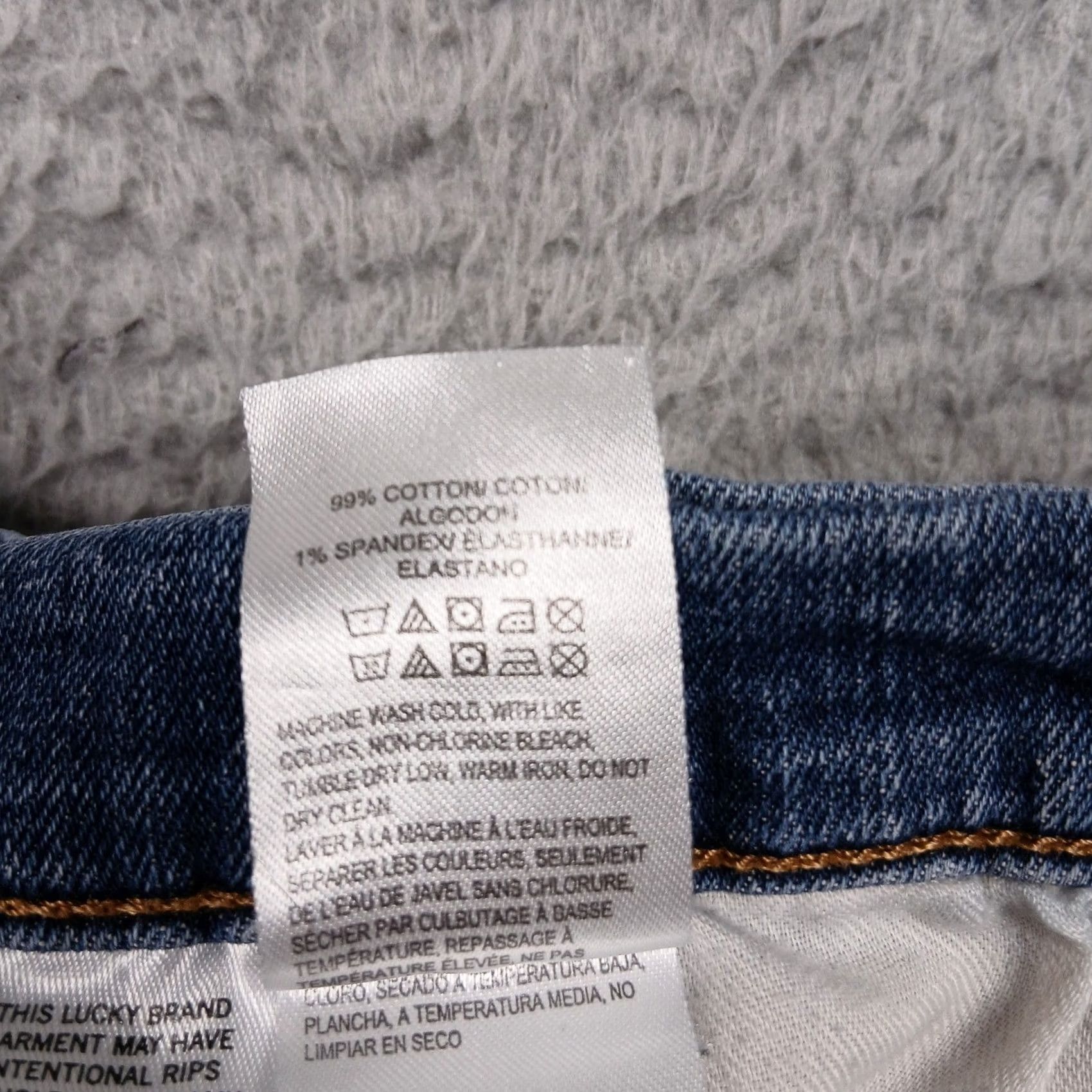 Lucky Brand Lucky Brand 410 Athletic Slim Jeans Men 40x30 Blue Denim Slim Fit Five-Pocket Regular Inseam 30in Light Wash Vintage No Size US 40 / EU 56 - 6 Thumbnail