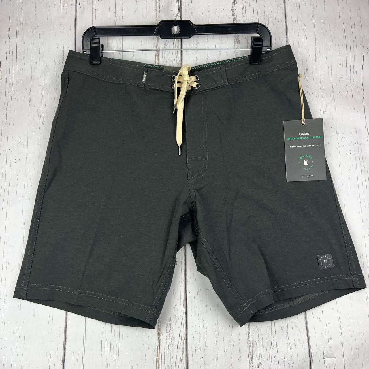 Other LinkSoul Golf Plain 33 Board Walker Shorts Black Men New Size US 33 - 1 Thumbnail
