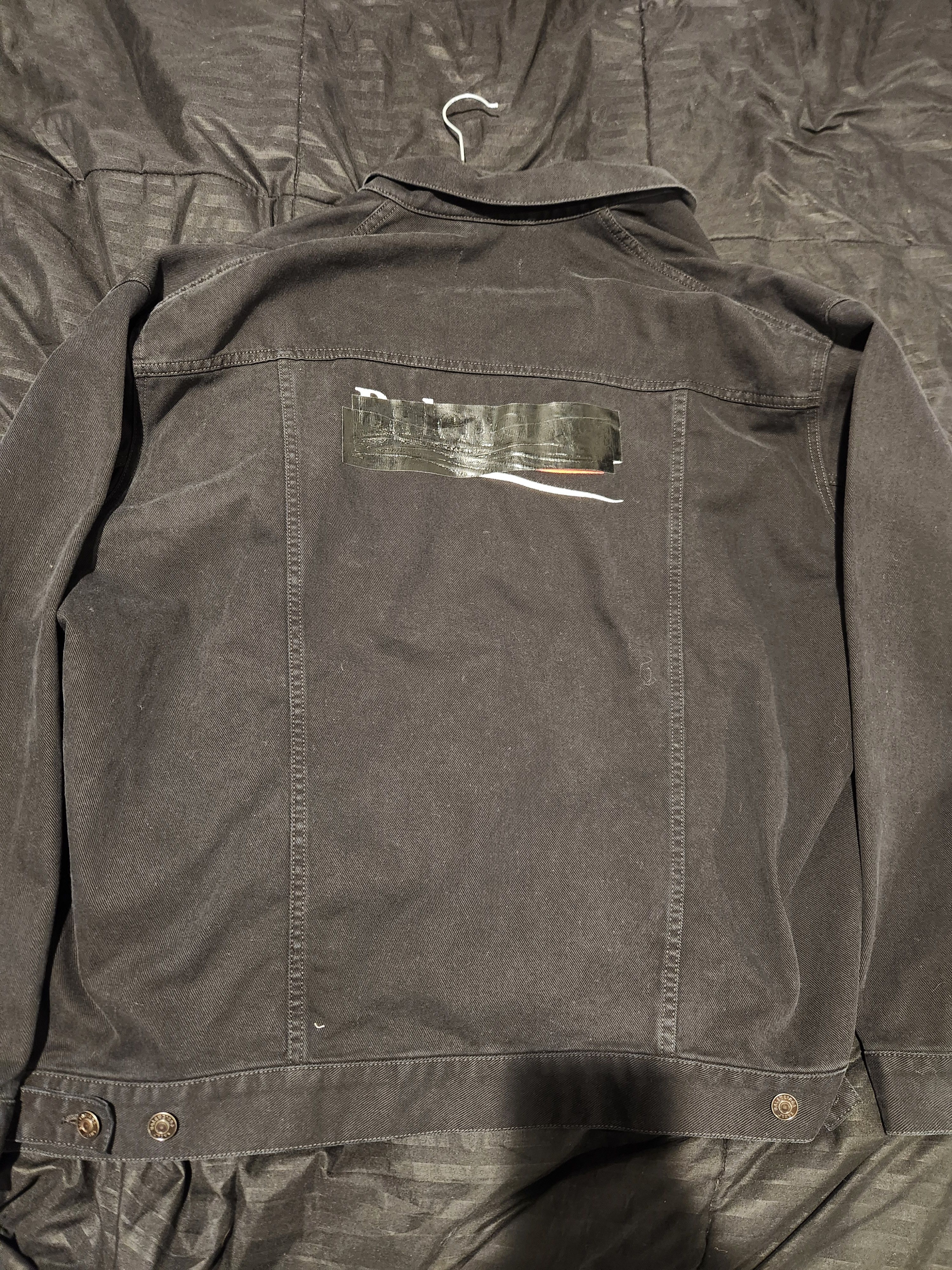 Balenciaga BALENCIAGA DENIM CAMPAIGN LOGO TAPE JACKET Size US S / EU 44-46 / 1 - 1 Thumbnail
