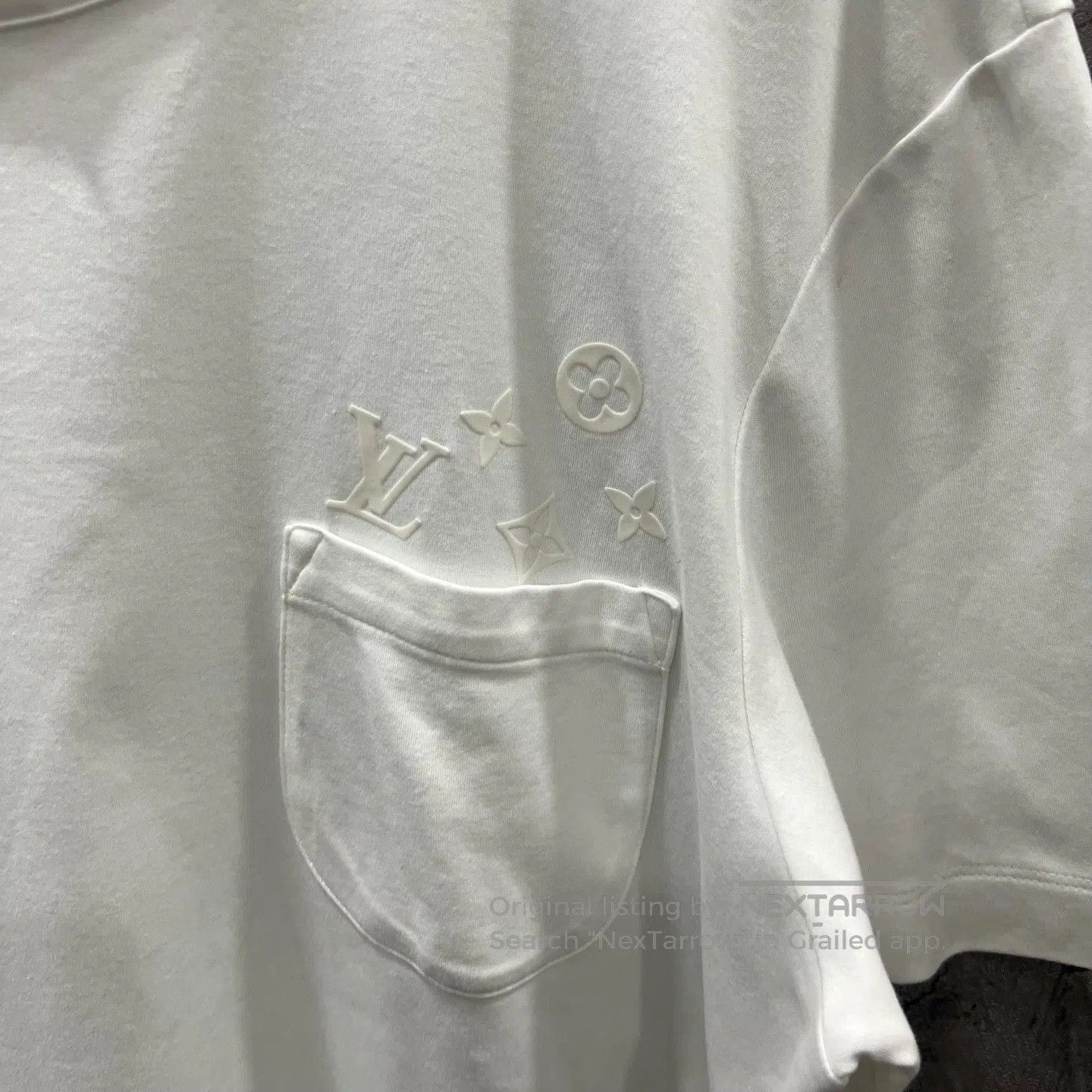 Louis Vuitton Louis Vuitton Pocket Three-Flower Logo Short Sleeve| Size US M / EU 48-50 / 2 - 2 Thumbnail