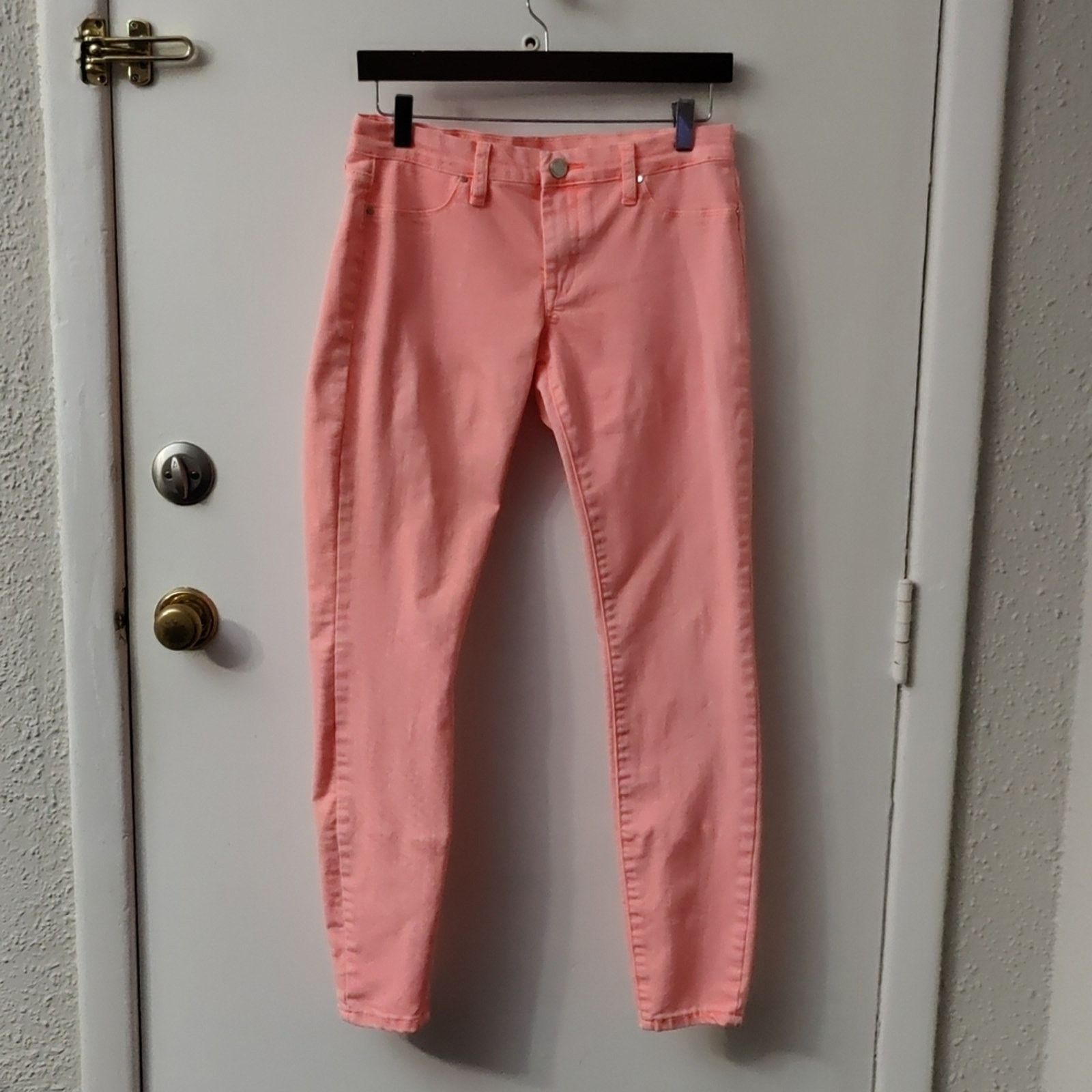 BLANKNYC Blank NYC Peach Low Rise Flat Front Jeans 29 Size 29" - 1 Thumbnail