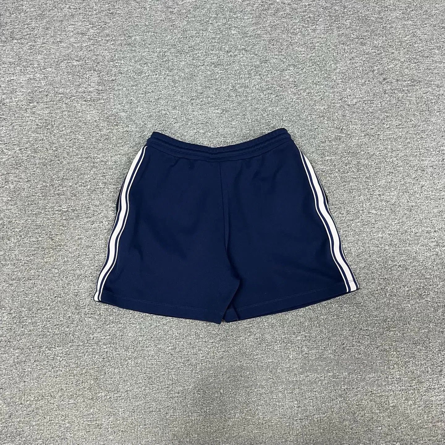 Celine Celine Logo Side Stripe Casual Shorts. Size US 35 - 4 Thumbnail
