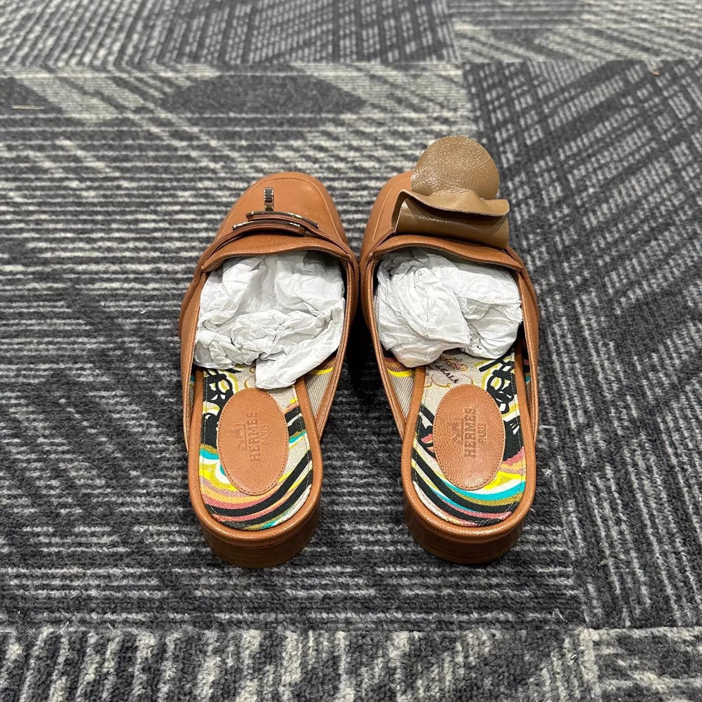 Hermes Hermes Kelly Brown Silver Mule 38 NWT Size US 7.5 / IT 37.5 - 3 Thumbnail