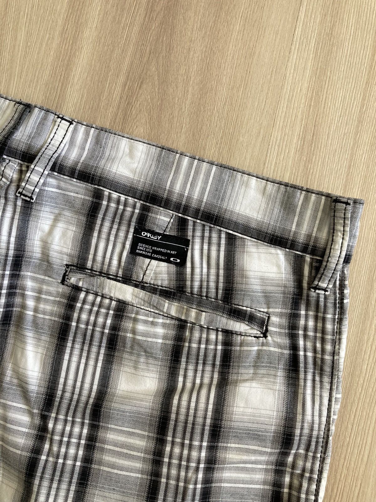 Oakley Vintage Oakley Flannel Shorts Size US 36 / EU 52 - 8 Thumbnail
