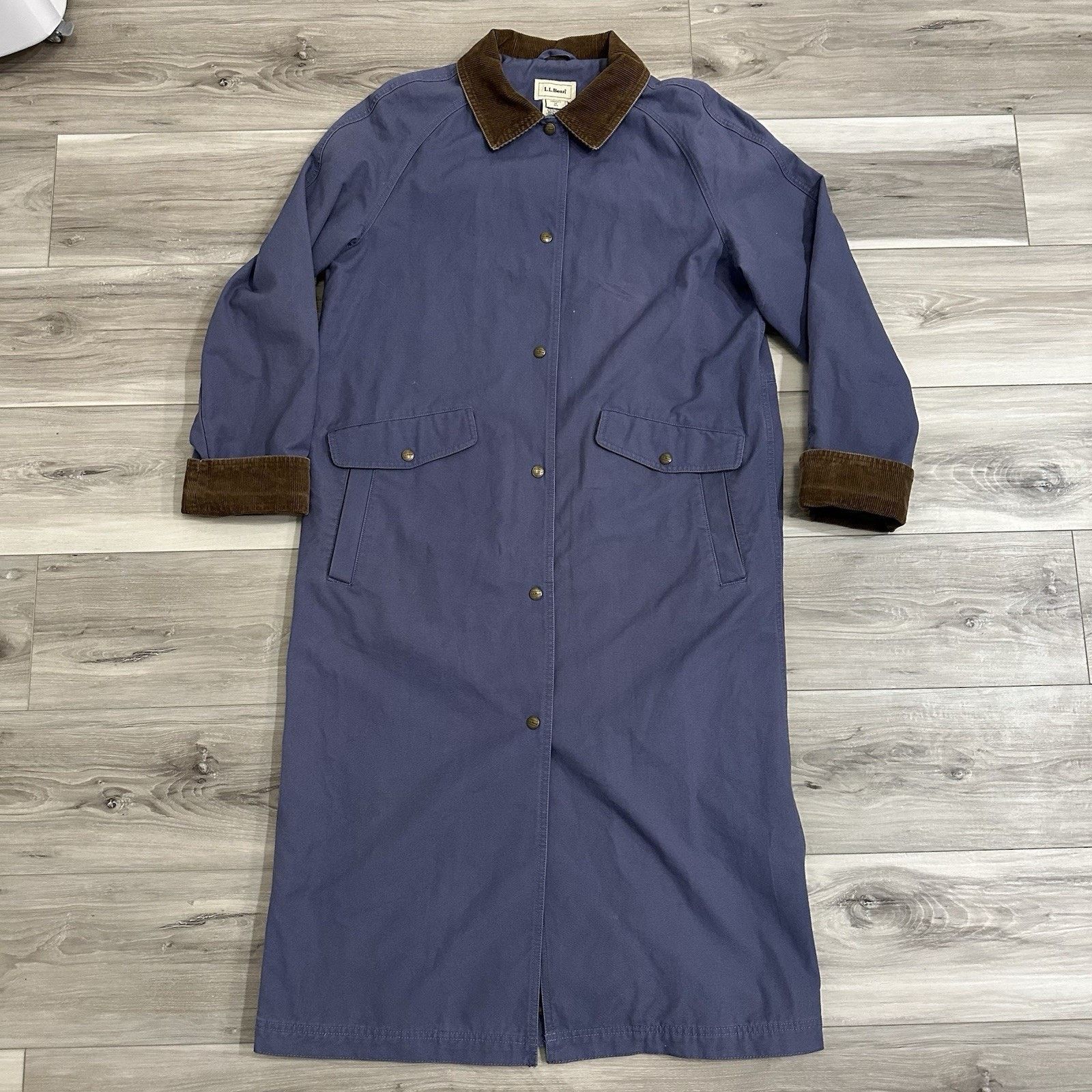 L.L. Bean VTG LL Bean Women’s Medium Long Canvas Duster Periwinkle Size M / US 6-8 / IT 42-44 - 1 Thumbnail