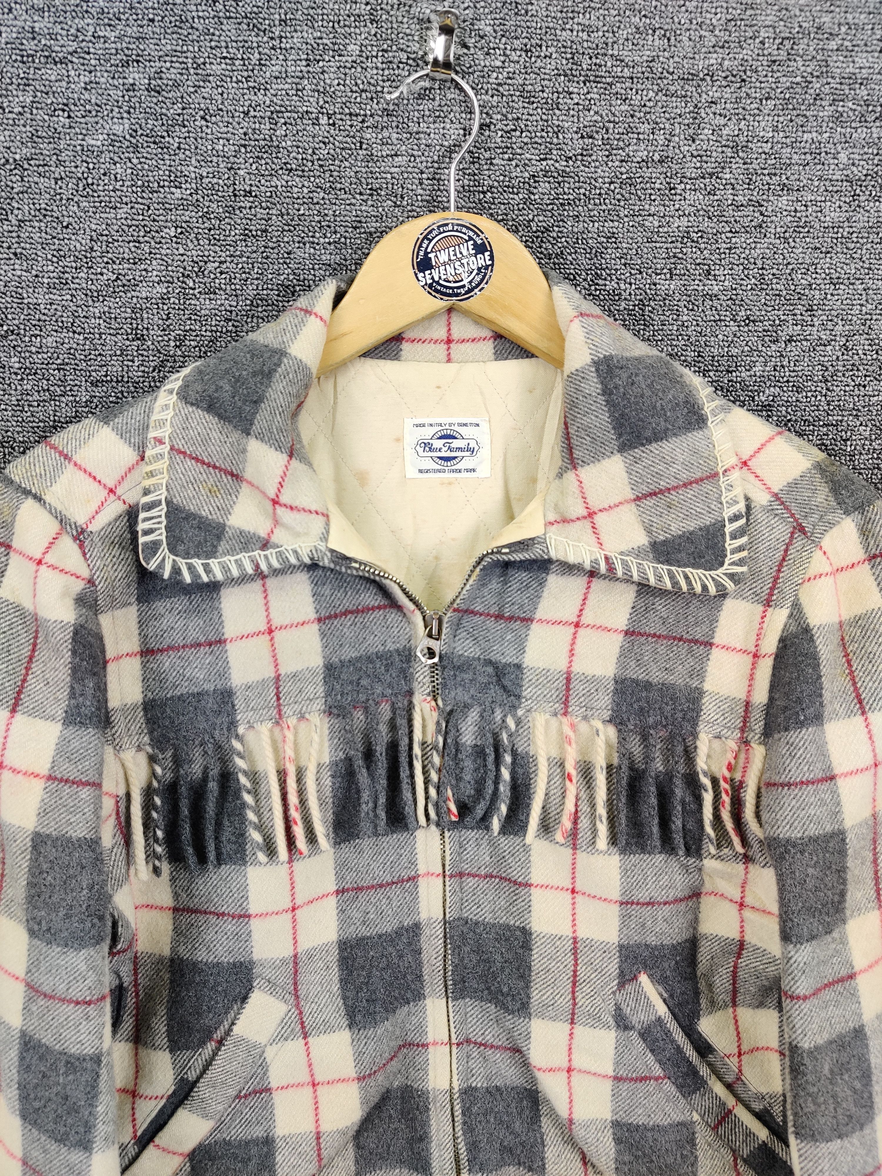 Vintage Blue Family Benetton Plaid Fringe Wool Jacket Size US S / EU 44-46 / 1 - 7 Thumbnail