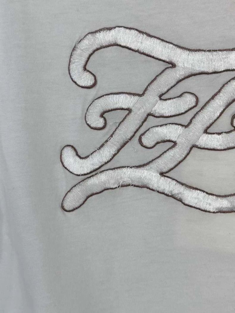 Fendi Fendi Logo Short Sleeve TShirt Size US S / EU 44-46 / 1 - 7 Thumbnail