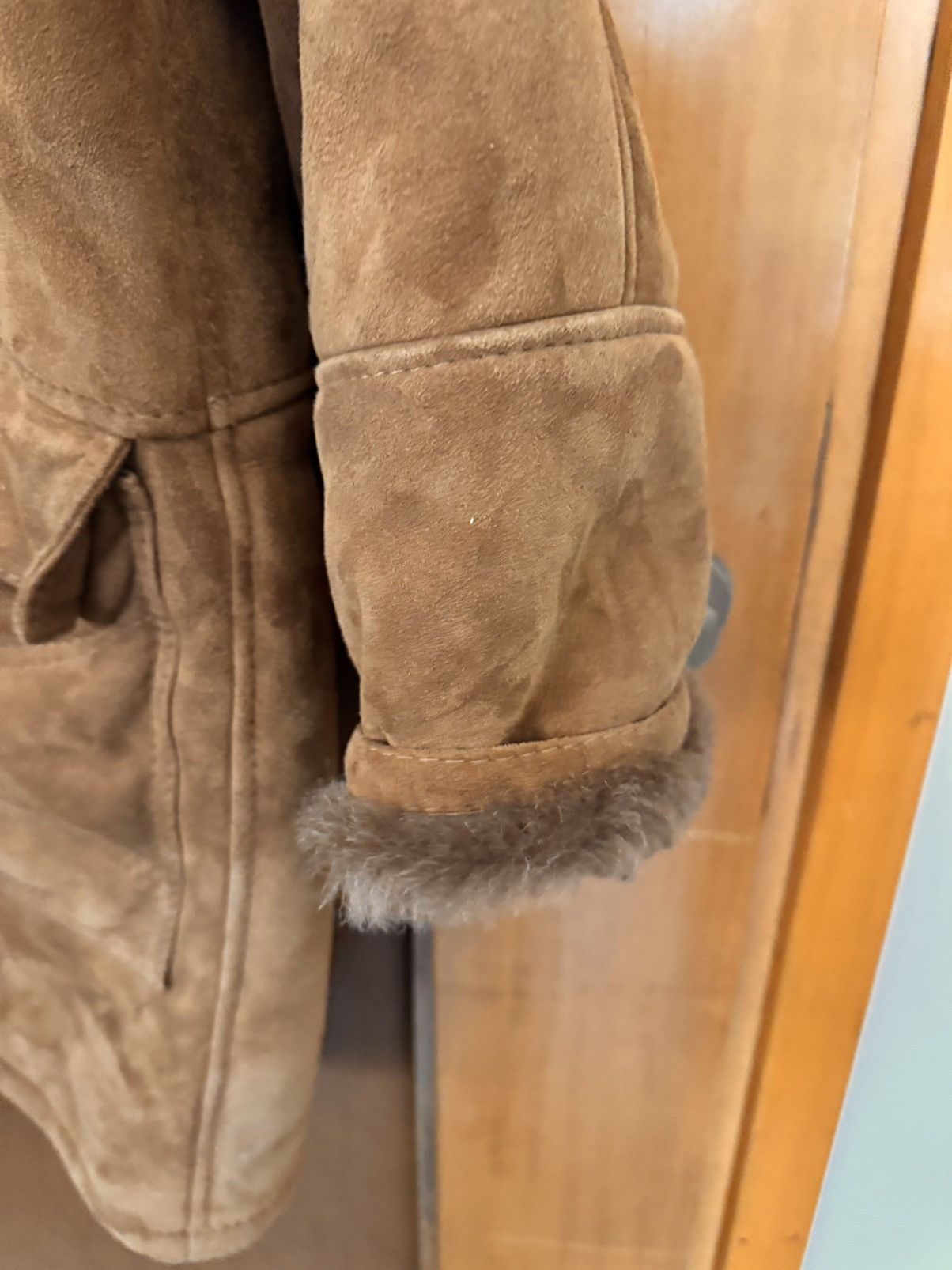 Vintage Shearling vintage coat in perfect conditions Size US M / EU 48-50 / 2 - 9 Thumbnail