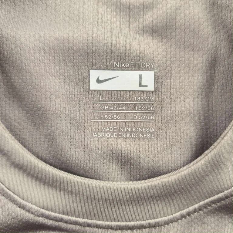 Nike PSG Paris Saint-Germain 2009-10 Nike away football jersey L Size US L / EU 52-54 / 3 - 4 Thumbnail