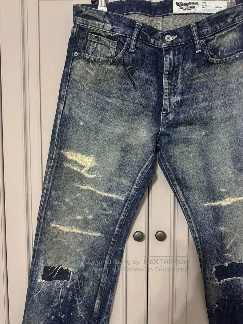 Neighborhood Neighborhood size L Jeans Size US 27 - 2 Thumbnail