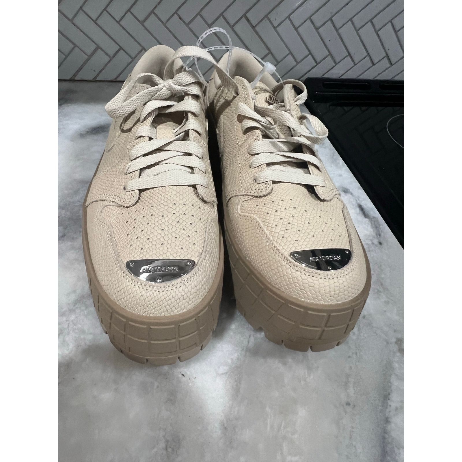 Nike Nike Air Jordan 1 Brooklyn Low Desert Camo HF3184-200 sZ 9 Size US 9 / IT 39 - 5 Thumbnail