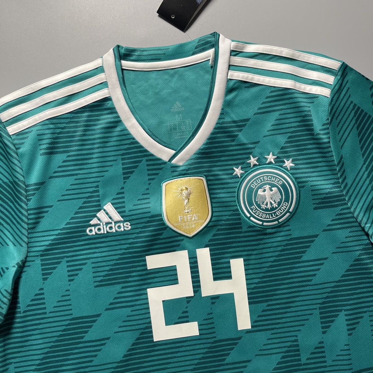 Adidas × Vintage NWT GERMANY ADIDAS 2018 WORLD CUP FOOTBALL AWAY JERSEY Size US M / EU 48-50 / 2 - 4 Thumbnail