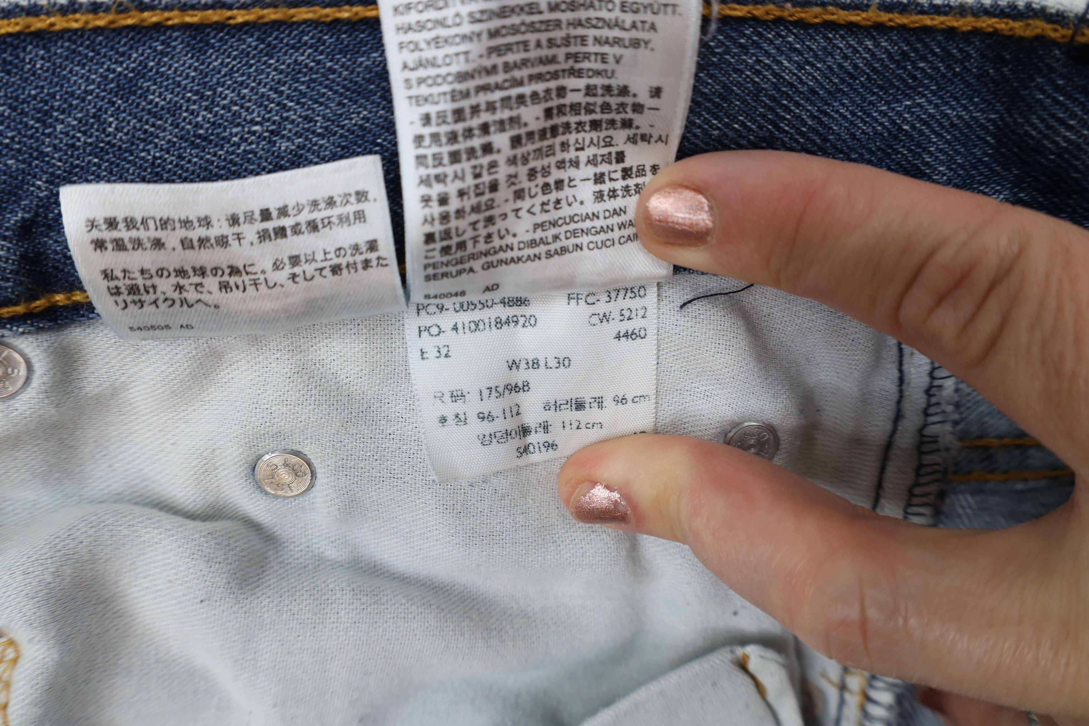 Levi's Vintage Y2K Levis 550 Relaxed Fit Denim Jeans Blue Cotton Size US 38 / EU 54 - 8 Thumbnail