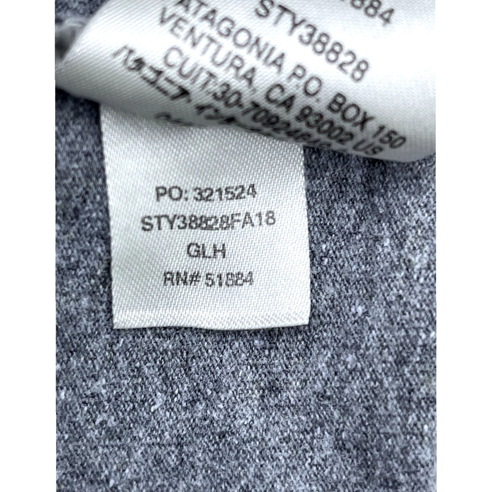 Patagonia Patagonia Fitz Roy Bison Back Logo Responsibili-Tee Long Sleeve Shirt Gray Size S Size US S / EU 44-46 / 1 - 7 Thumbnail