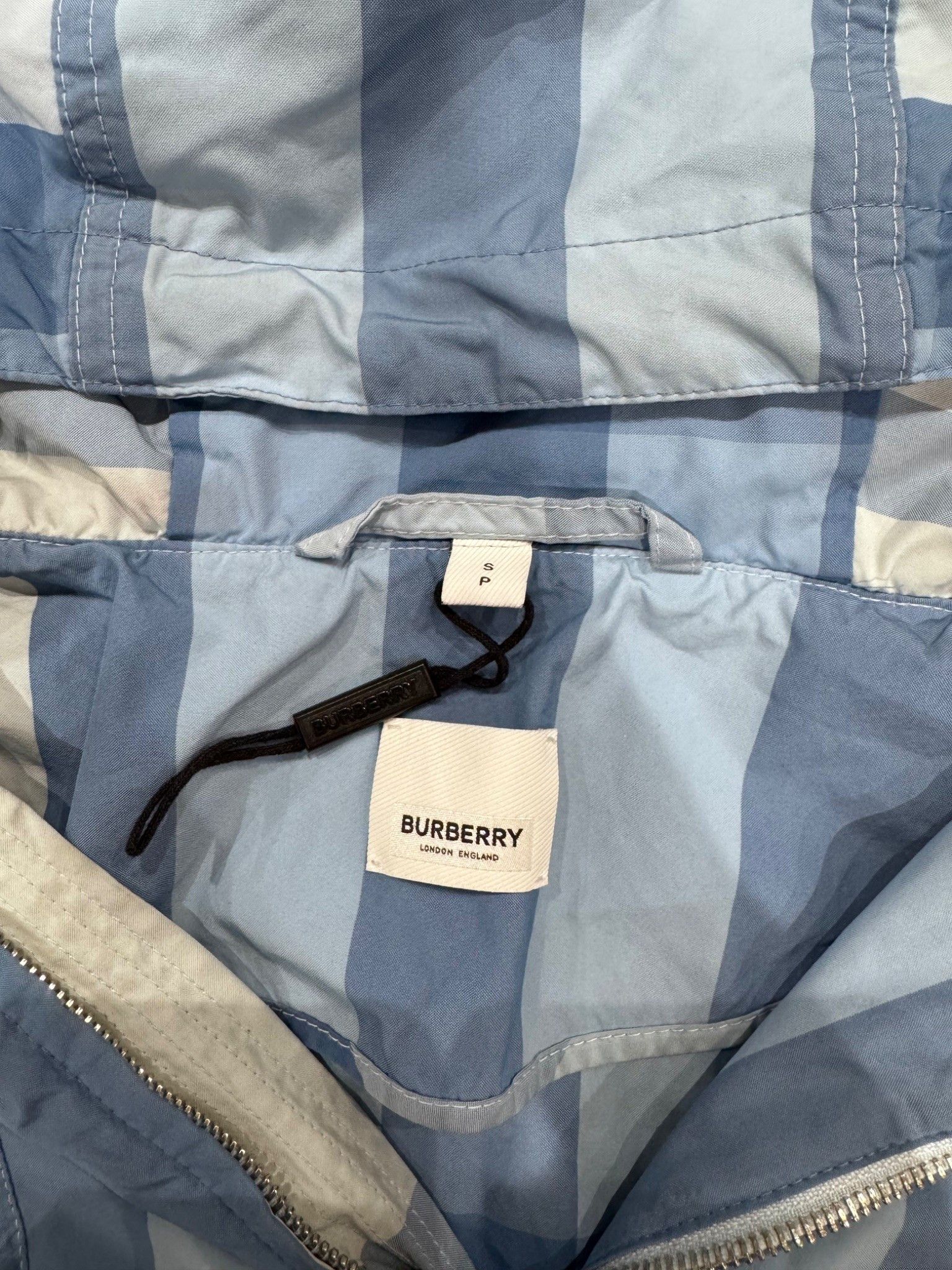 Burberry Burberry Check Packaway Half-Zip Hooded Jacket Blue Size US S / EU 44-46 / 1 - 7 Thumbnail