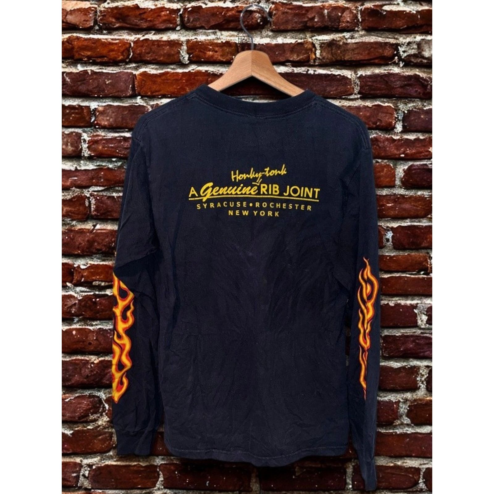 Fruit Of The Loom Dinosaur Bar-B-Que Flame Long Sleeve Shirt Sz. M Syracuse NY Size US M / EU 48-50 / 2 - 8 Thumbnail