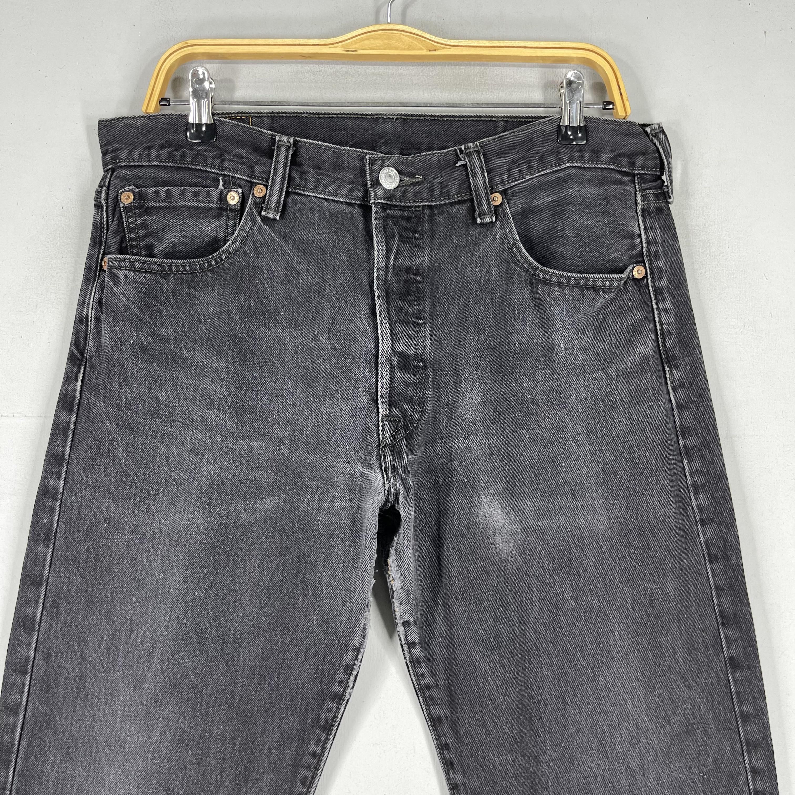 Levi's × Vintage Vintage Distressed Levis 501 Button Fly Reinforced Jeans Size US 34 / EU 50 - 2 Thumbnail