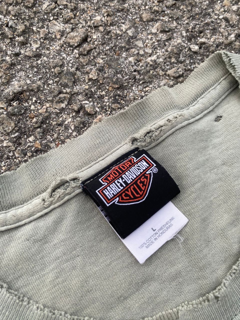 Harley Davidson Vintage Harley Davidson Motorcycles Distressed Tshirt Size US L / EU 52-54 / 3 - 14 Thumbnail