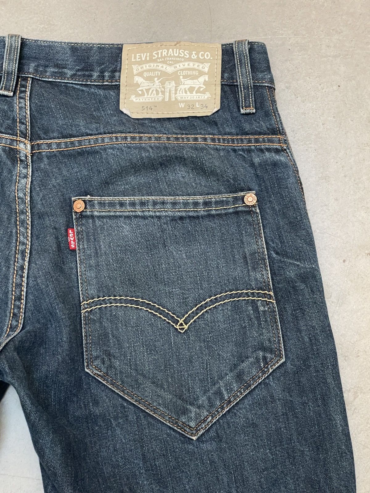 Levi's Title: Levis 514 Dark Wash Denim Jeans W34 Heritage Fade Size US 34 / EU 50 - 13 Thumbnail