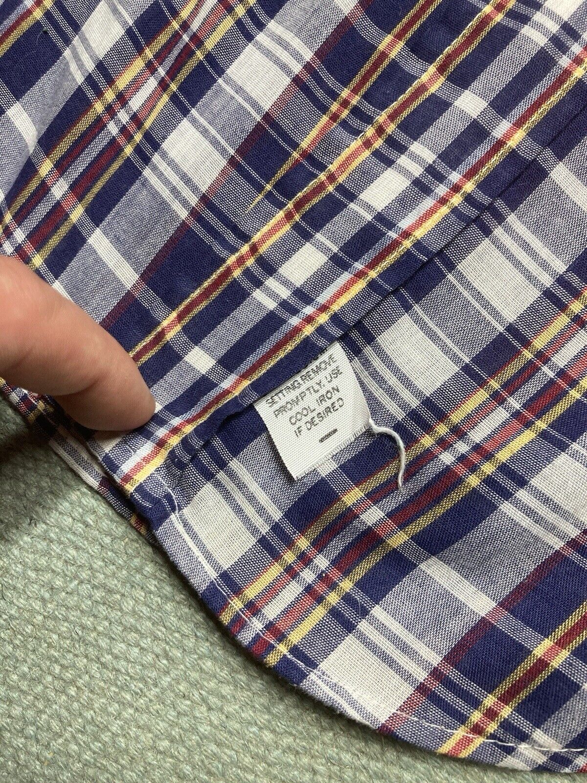 Vintage Vintage 70s button shirt plaid check lightweight medium Size US M / EU 48-50 / 2 - 2 Thumbnail