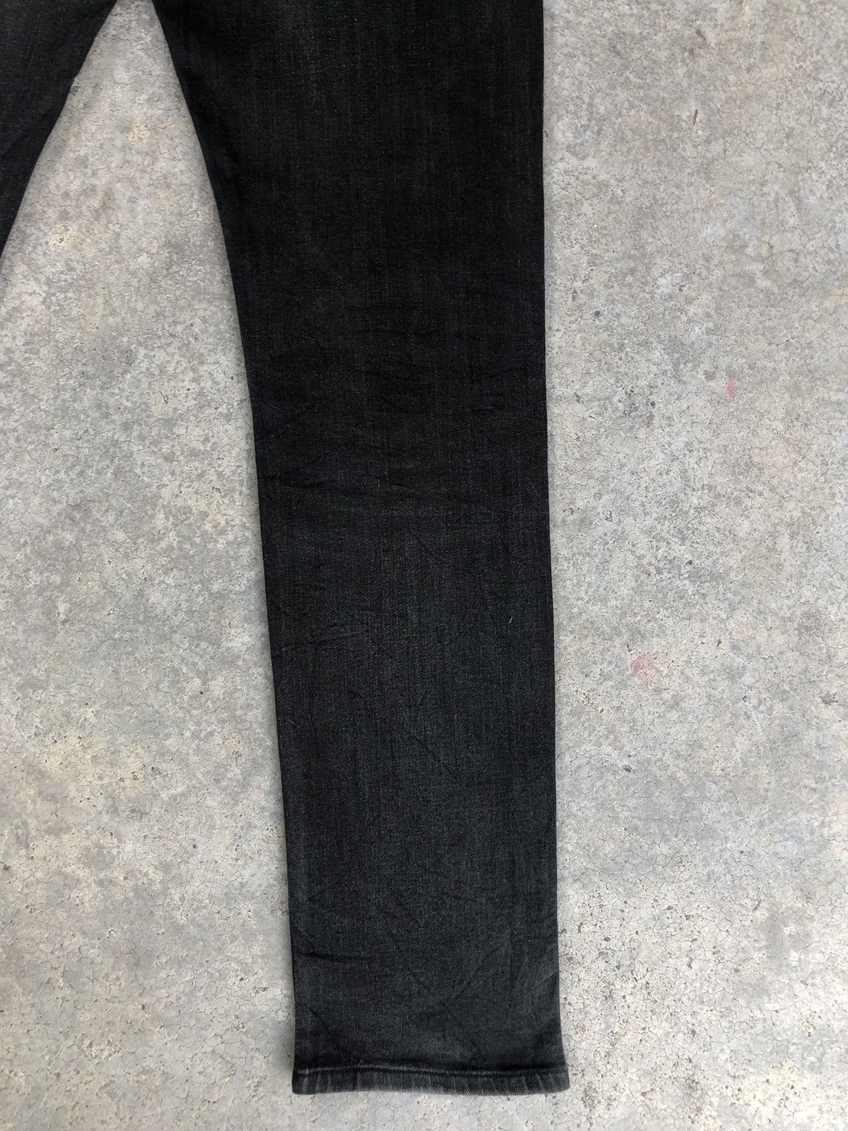 Undercover × Uniqlo Undercover x Uniqlo Distressed Jeans Skinny Jeans Size US 32 / EU 48 - 12 Thumbnail