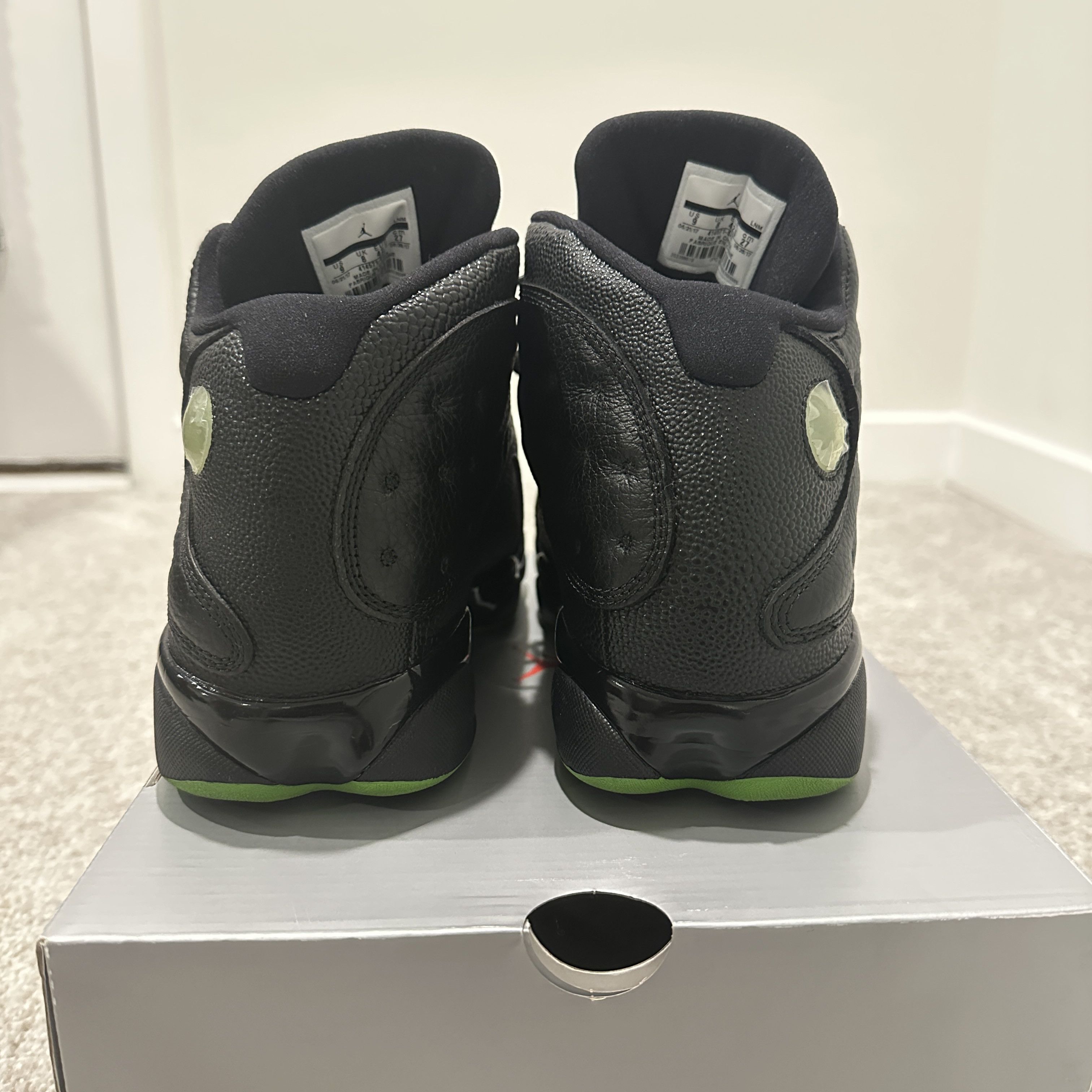 Jordan Brand Air Jordan 13 Retro "Altitude" 2017 Size US 9 / EU 42 - 4 Thumbnail