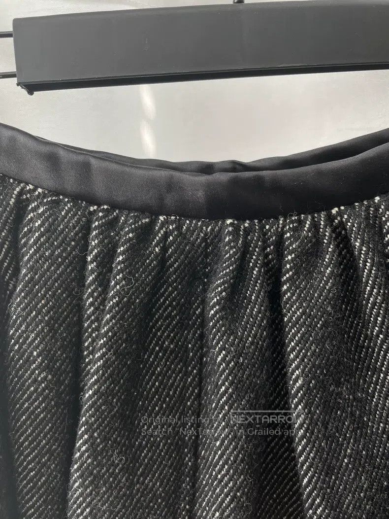 Comme des Garcons Comme Des Garcons size M Vintage woolen flare skirt size M Size 23" - 2 Thumbnail