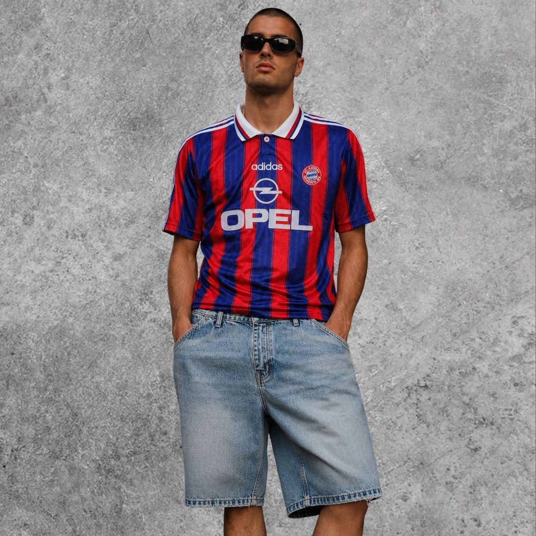 Adidas Vintage 90s Adidas FC Bayern Munich 1995/97 Home Jersey Opel Size US M / EU 48-50 / 2 - 4 Thumbnail