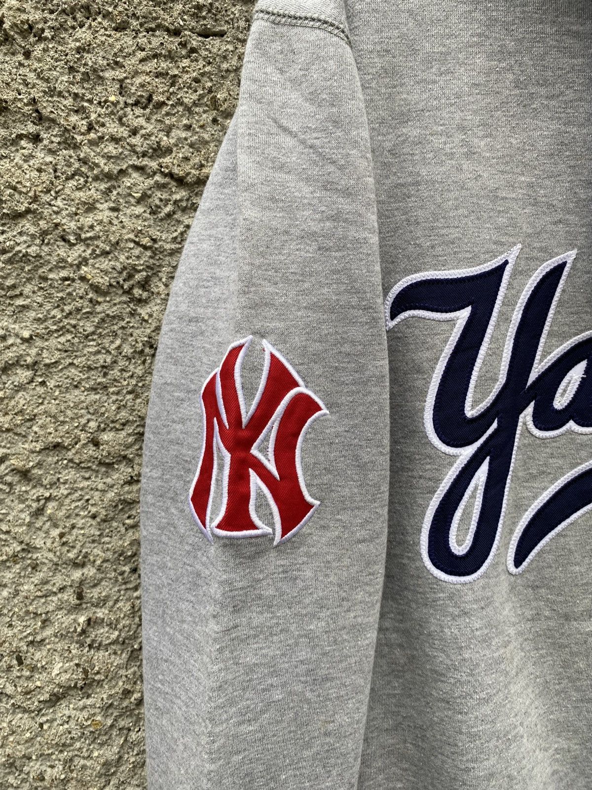 MLB New York Yankees Big Logo Hoodie Size US L / EU 52-54 / 3 - 4 Thumbnail