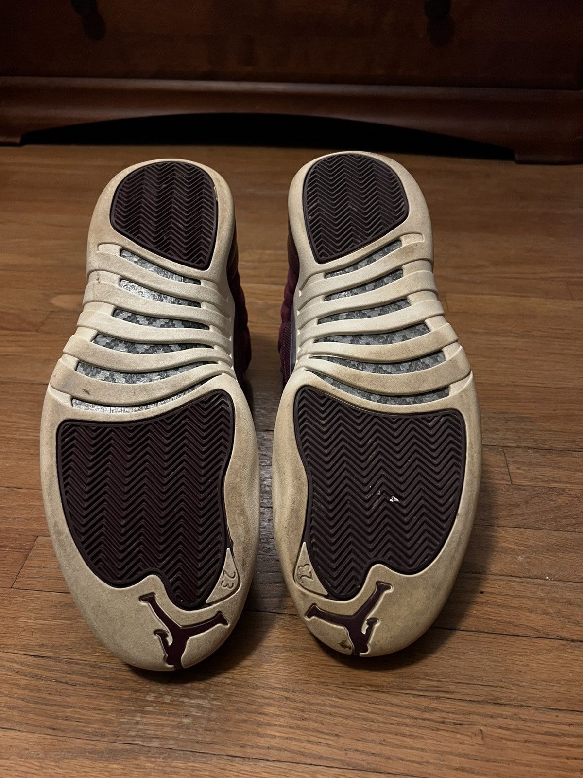 Jordan Brand Jordan Bordeaux 12 Size US 13 / EU 46 - 5 Thumbnail